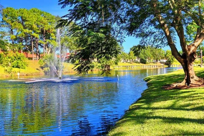 Photo of 2835 Waters Edge Circle