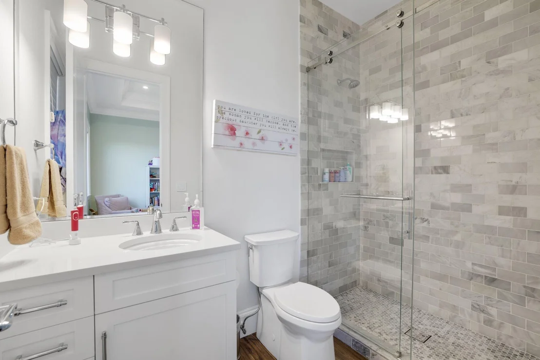 Photo of 3700 NE 24th Avenue