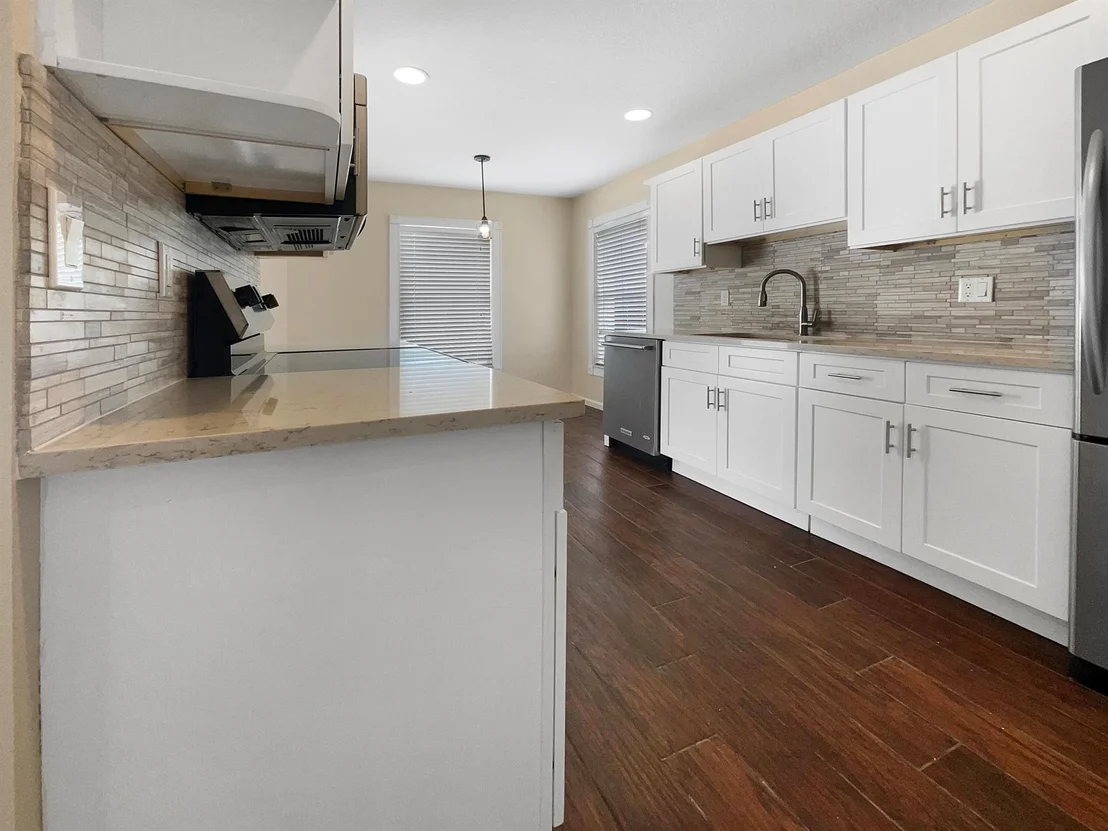Photo of 4491 SE Murray Cove Circle