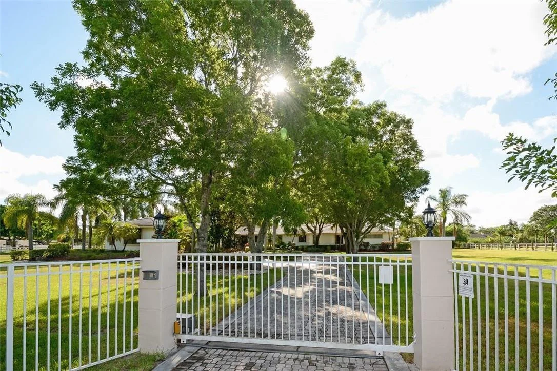 Photo of 7600 NW 84th Avenue