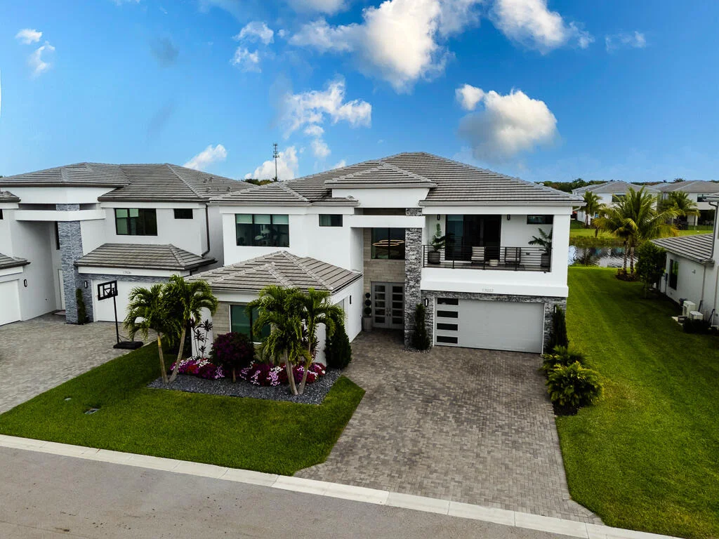 Photo of 17032 Watersprite Lakes Road