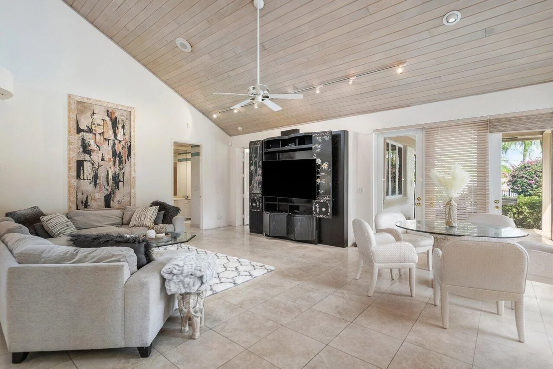 Photo of 314 Glenwood Drive