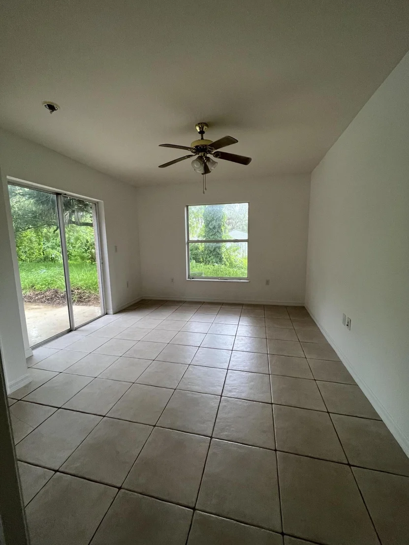 Photo of 3509 NW 38th Avenue