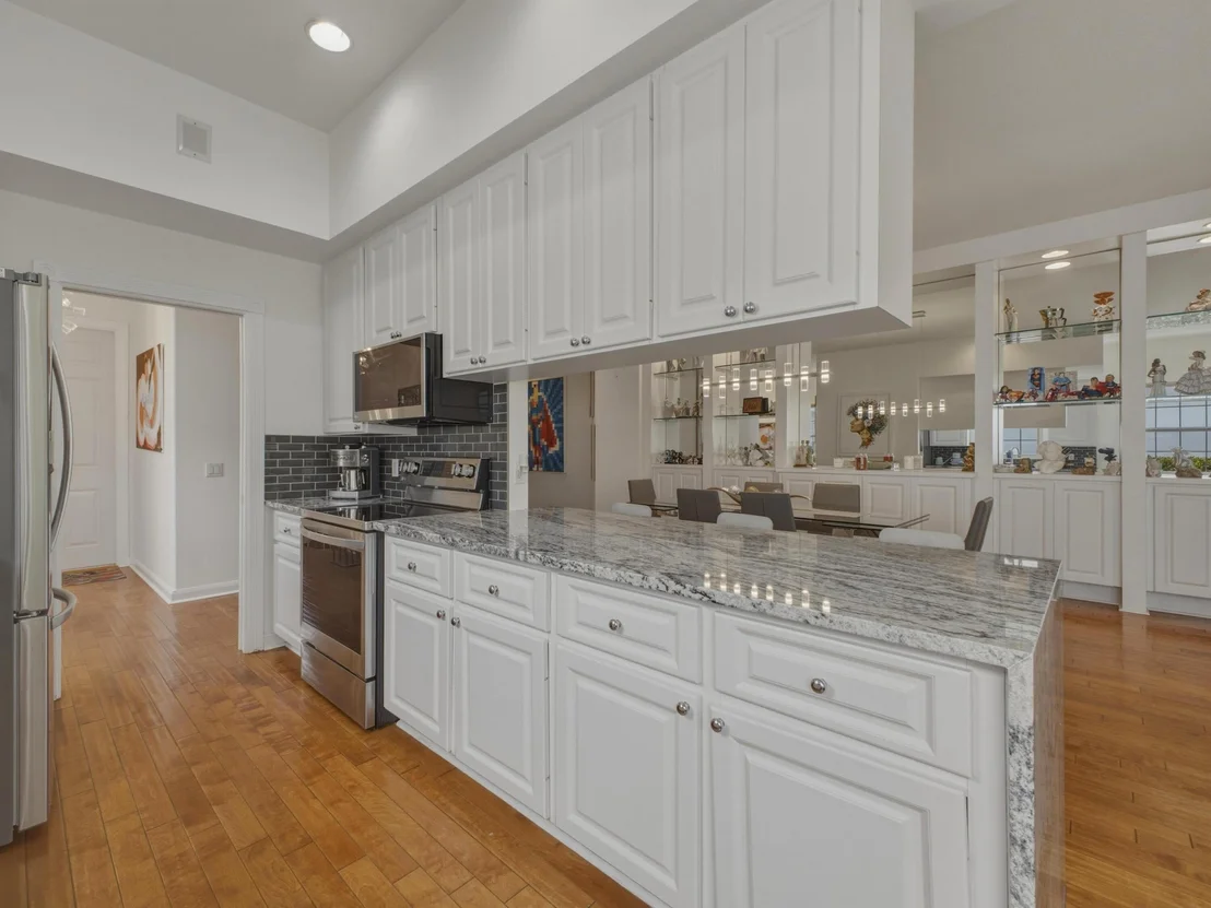 Photo of 2036 Valencia Drive