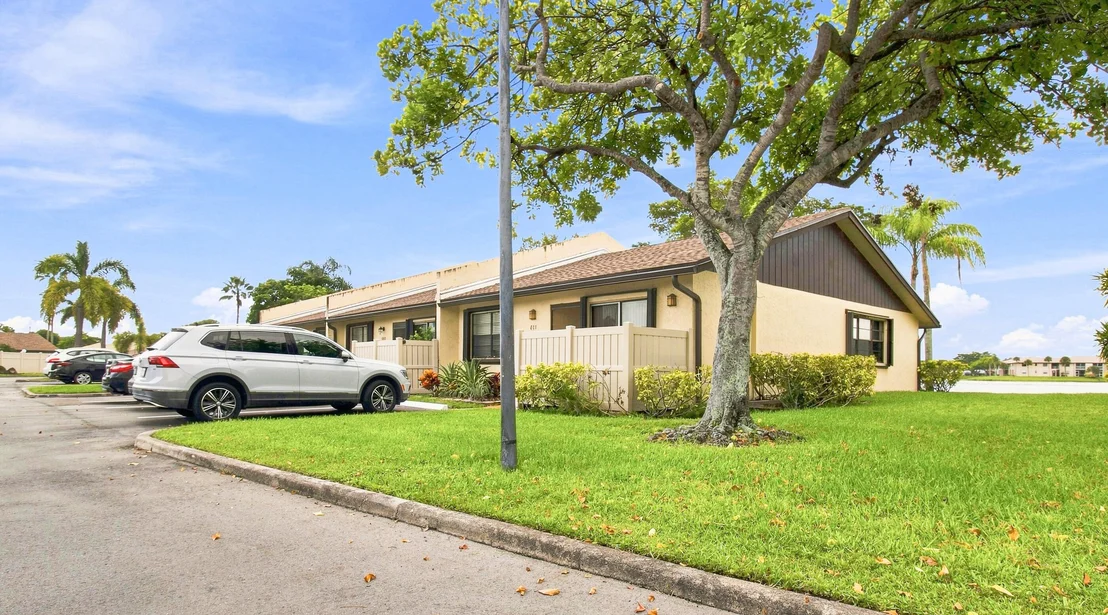 Photo of 611 Banks Road