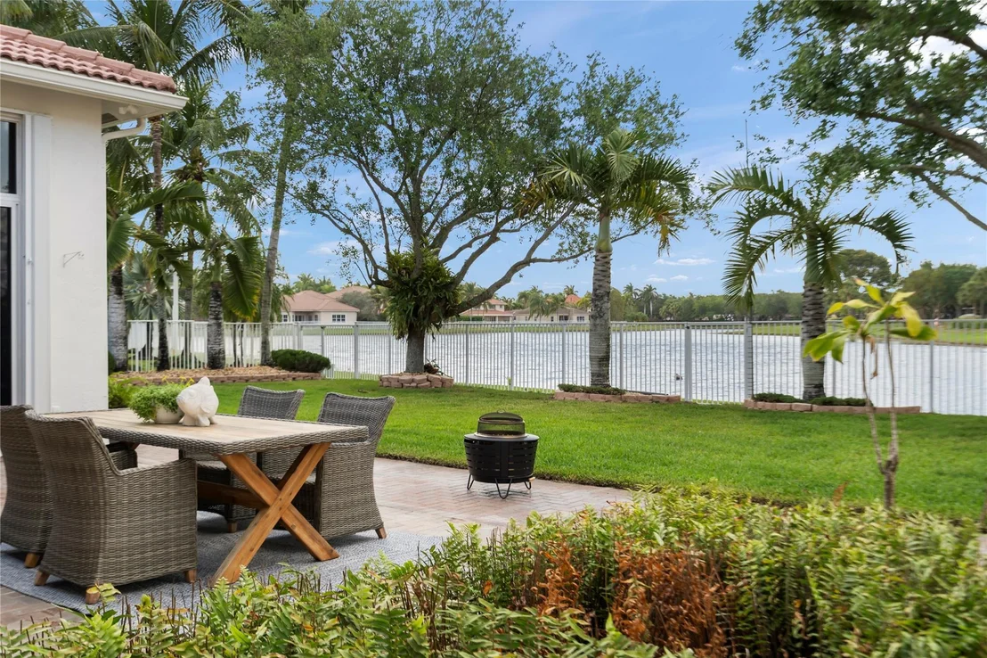 Photo of 950 Marina Drive