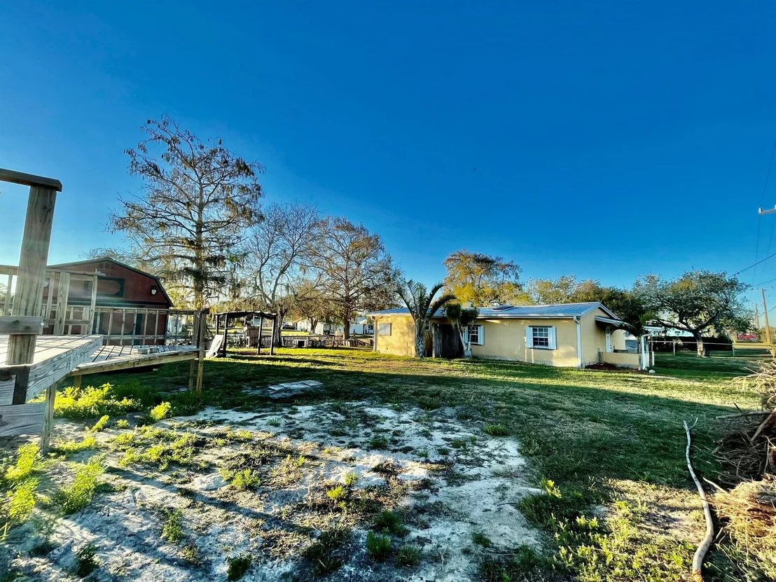 Photo of 1498 Hunter Road