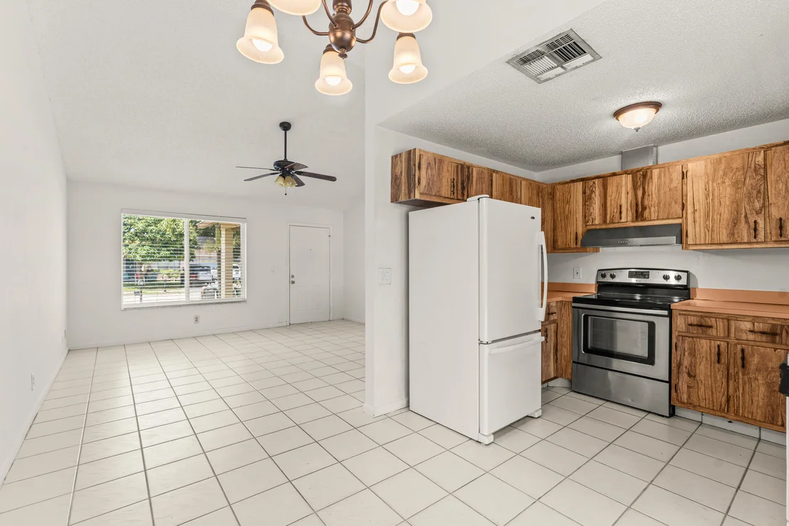 Photo of 105 Banyan Circle