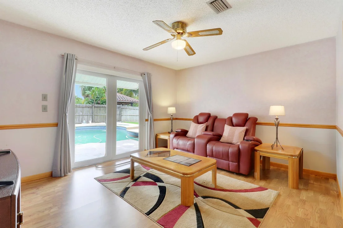 Photo of 18639 Anchor Drive