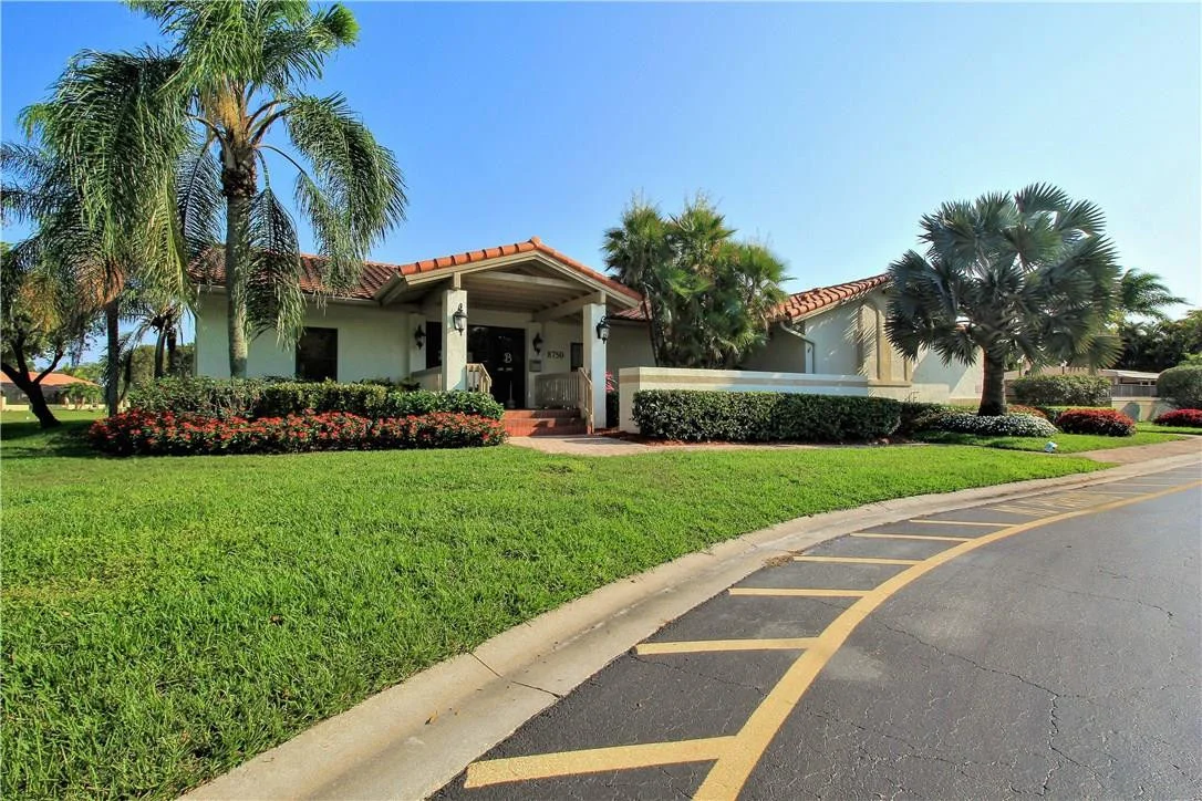 Photo of Unit 20008 at 20008 Rima Circle