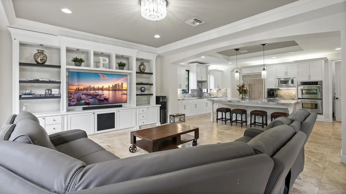 Photo of 9521 Eden Manor