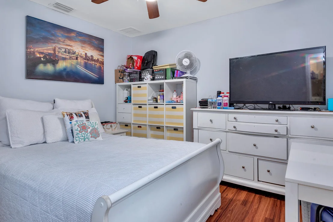 Photo of 4170 Foss Road