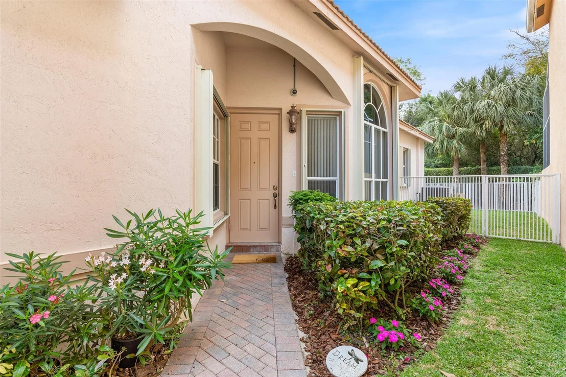 Photo of 4786 S Classical Boulevard