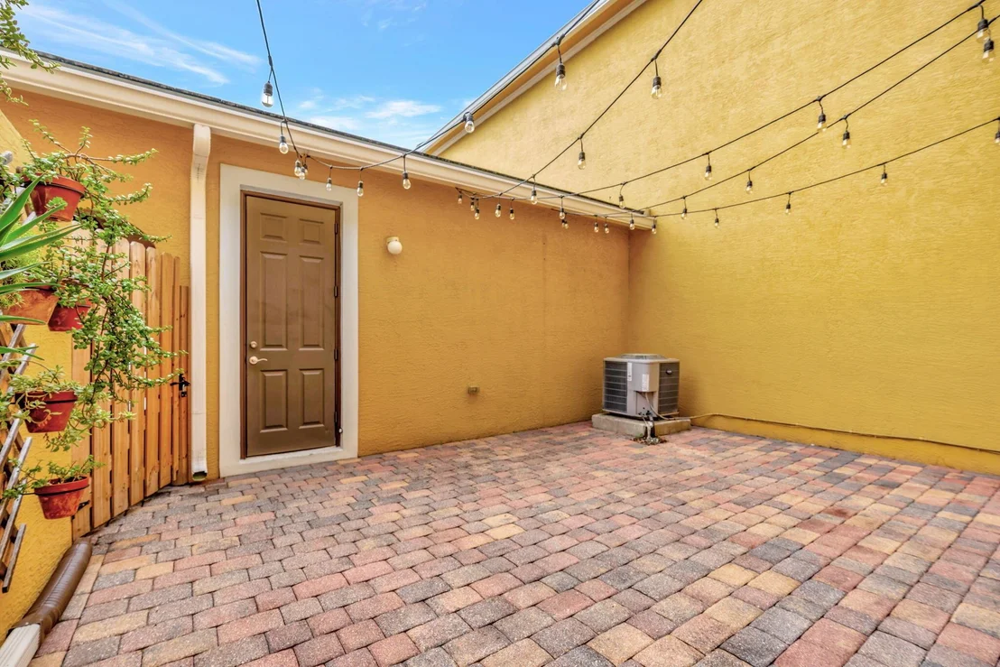 Photo of 135 Midleton Way