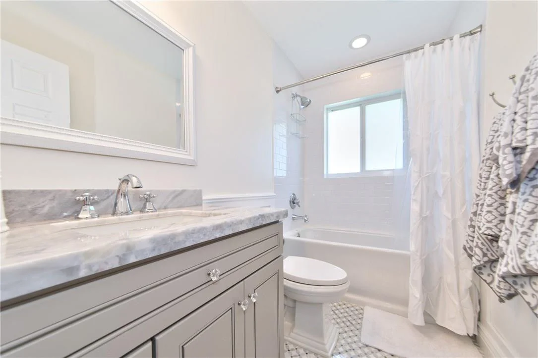 Photo of 4011 NE 23rd Avenue