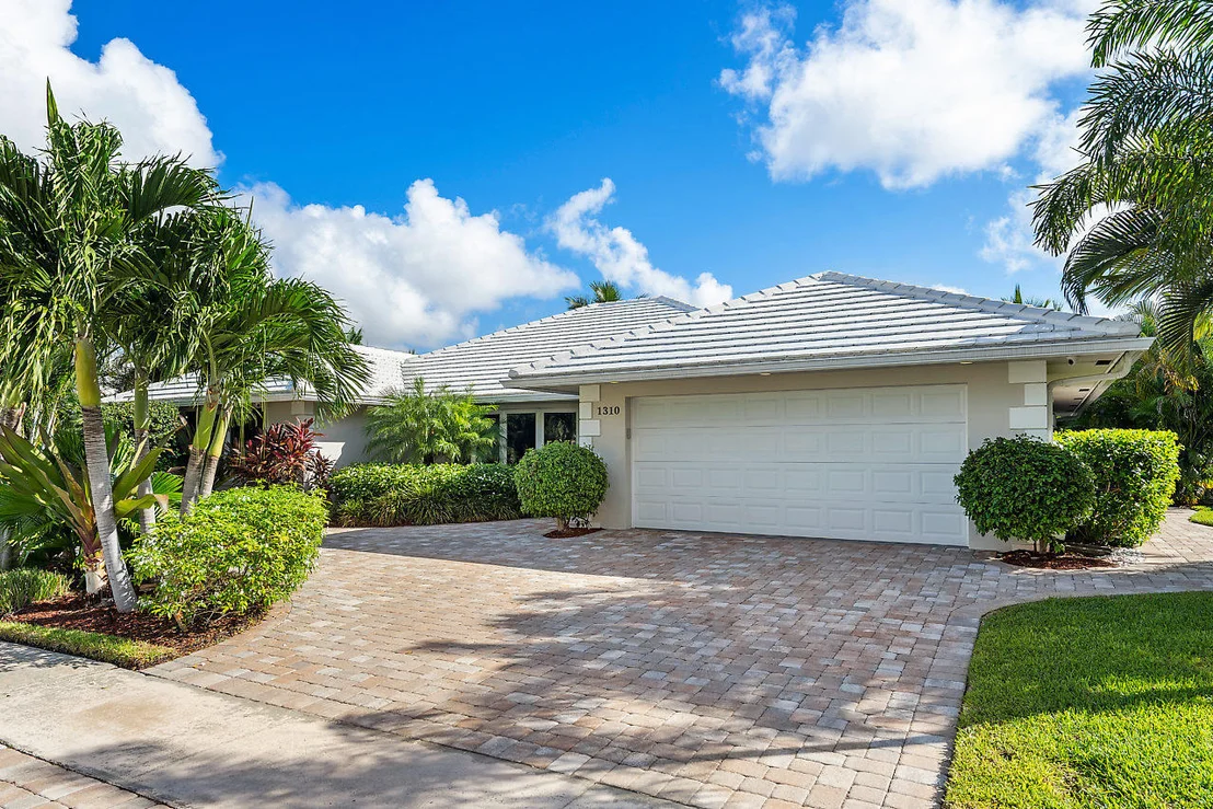 Photo of 1310 Cypress Way