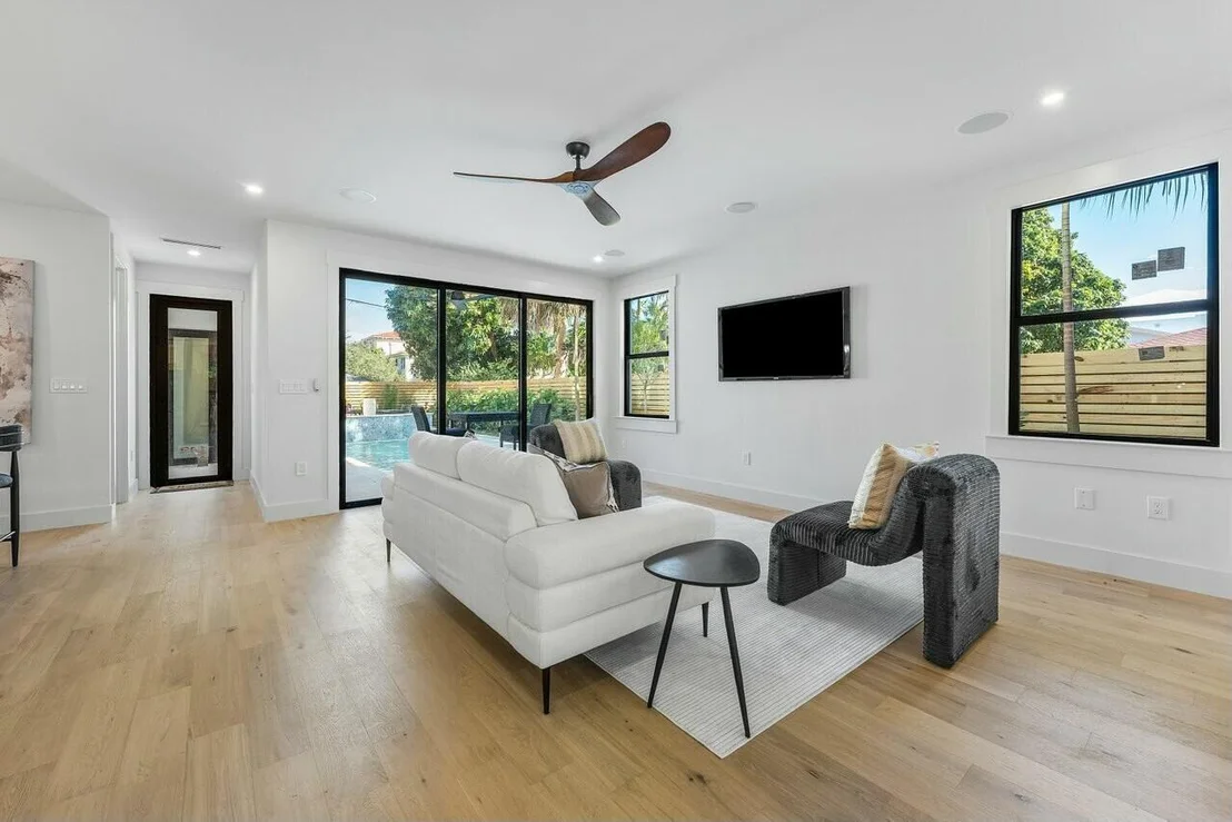 Photo of 338 Cornell Drive