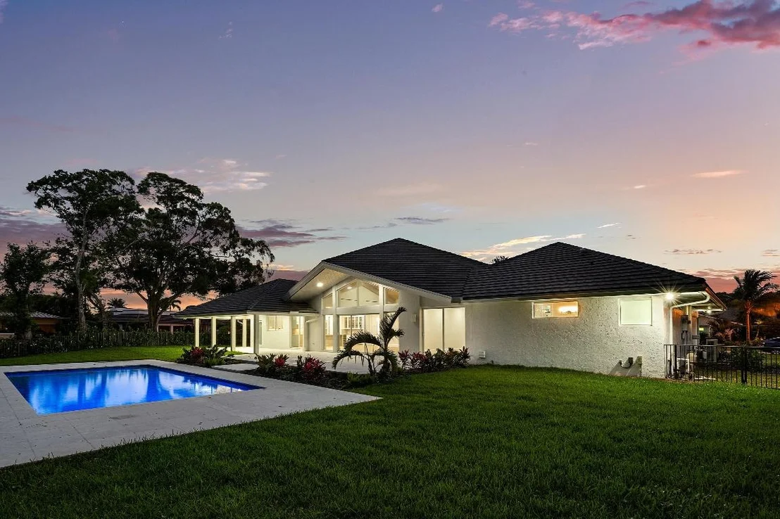 Photo of 4580 Oak Tree Court
