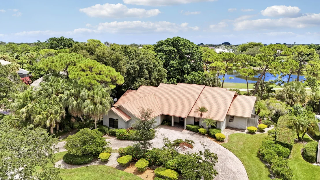 Photo of 6245 SE Mariner Sands Drive
