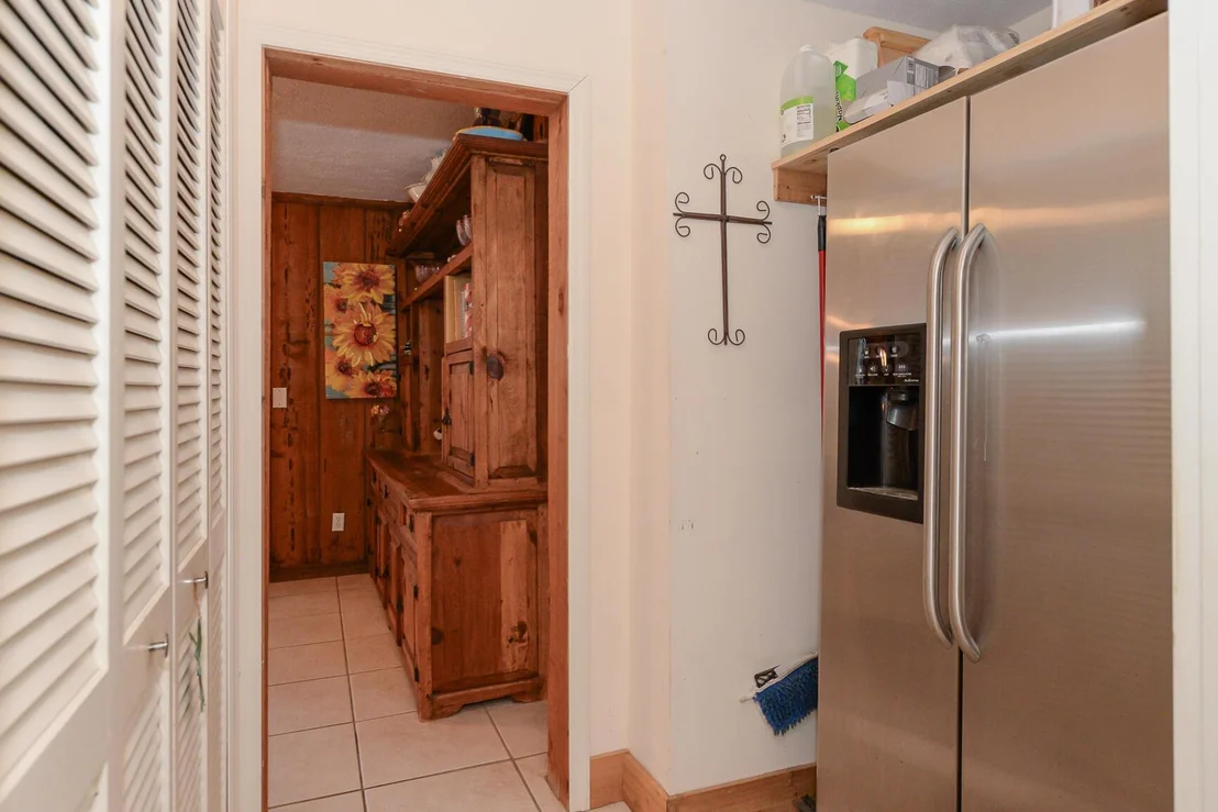 Photo of 576 SW Rustic Circle