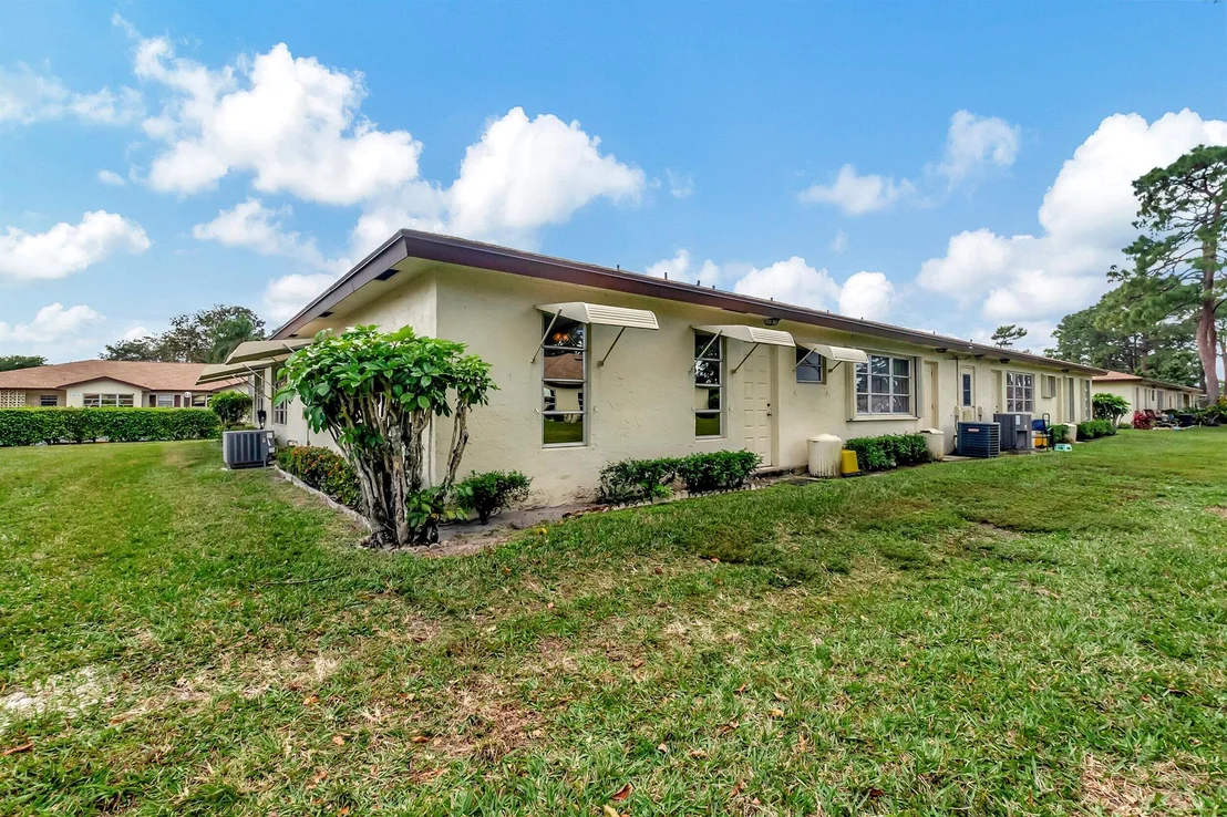 Photo of Unit D at 13990 Nesting Way