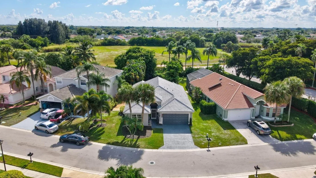Photo of 3566 Chesapeake Circle