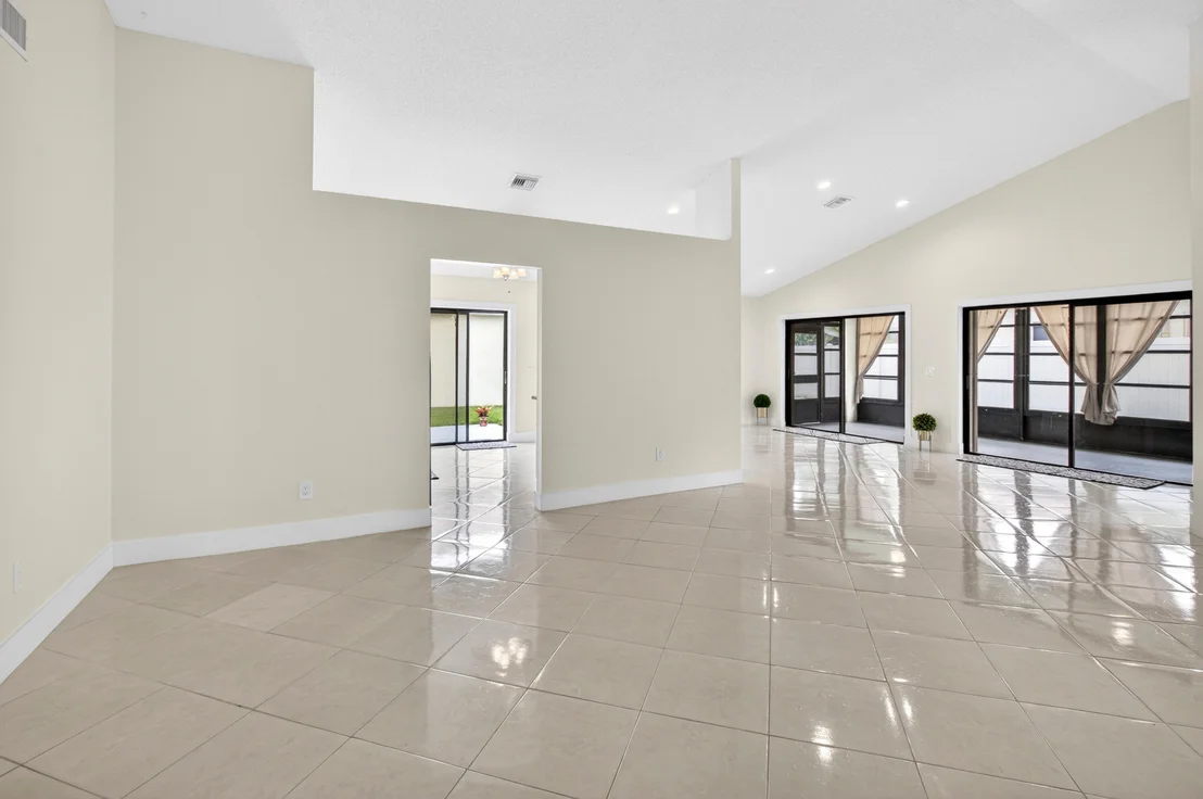 Photo of 182 Temple Avenue