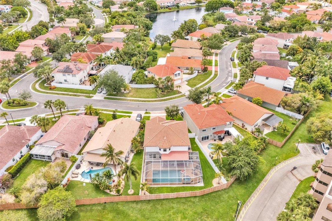 Photo of 84 Gables Boulevard