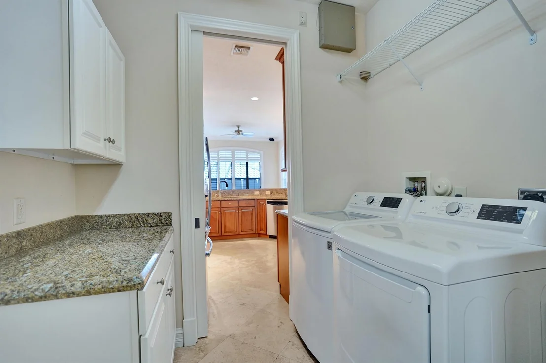Photo of 603 N Cypress Drive