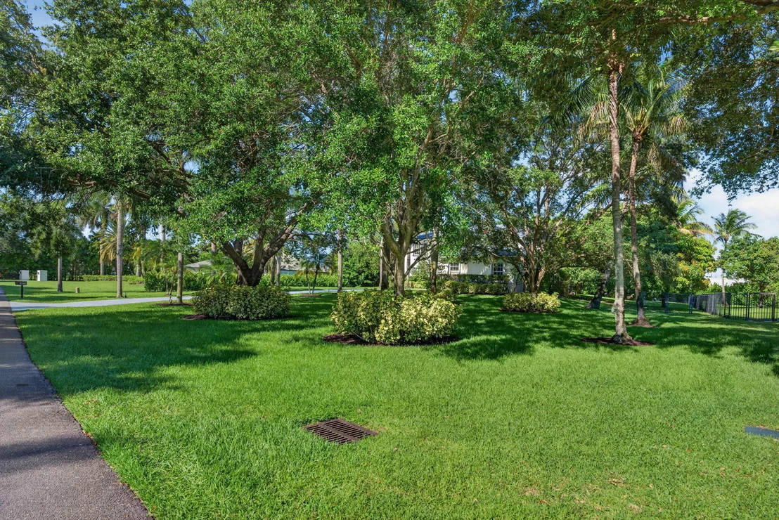 Photo of 8346 Sawpine Road