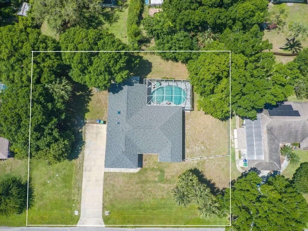Photo of 1525 Esterbrook Lane