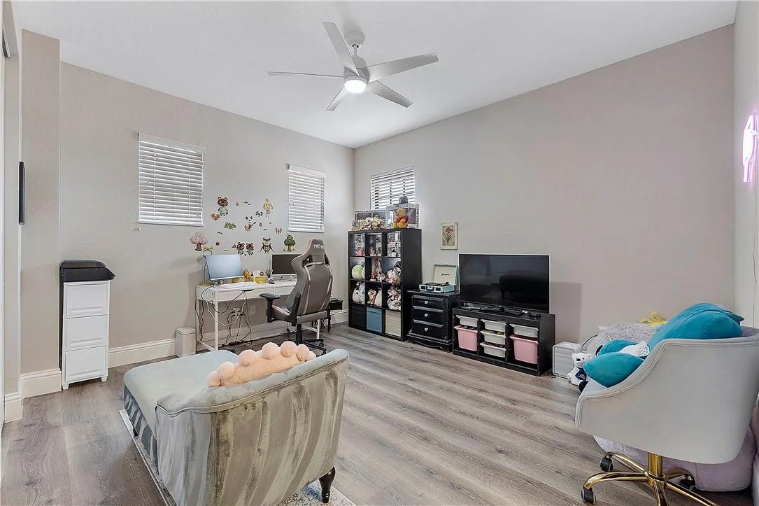 Photo of 8971 Lakeview Place