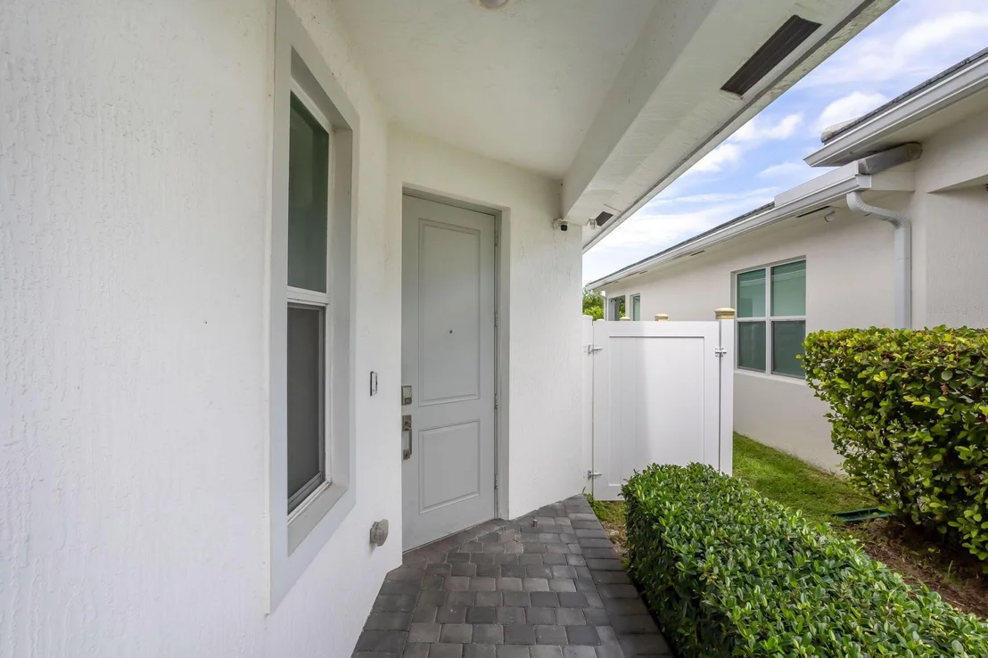 Photo of 4186 Marina Way