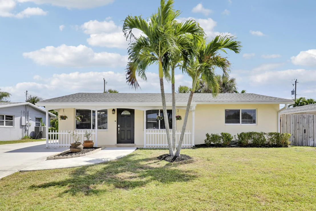 Photo of 532 Riverside Drive