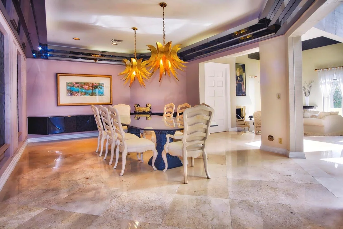 Photo of 21125 Hamlin Drive