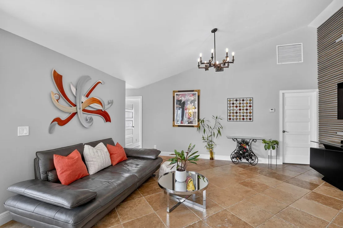 Photo of 5817 Laurel Green Circle