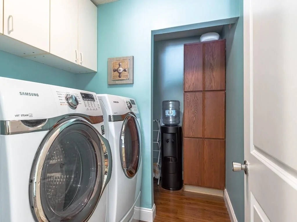 Photo of 7650 Live Oak Drive