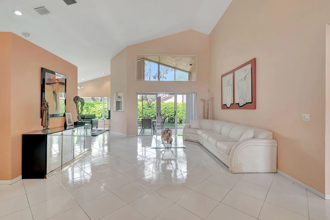 Photo of 6851 Grenelefe Road