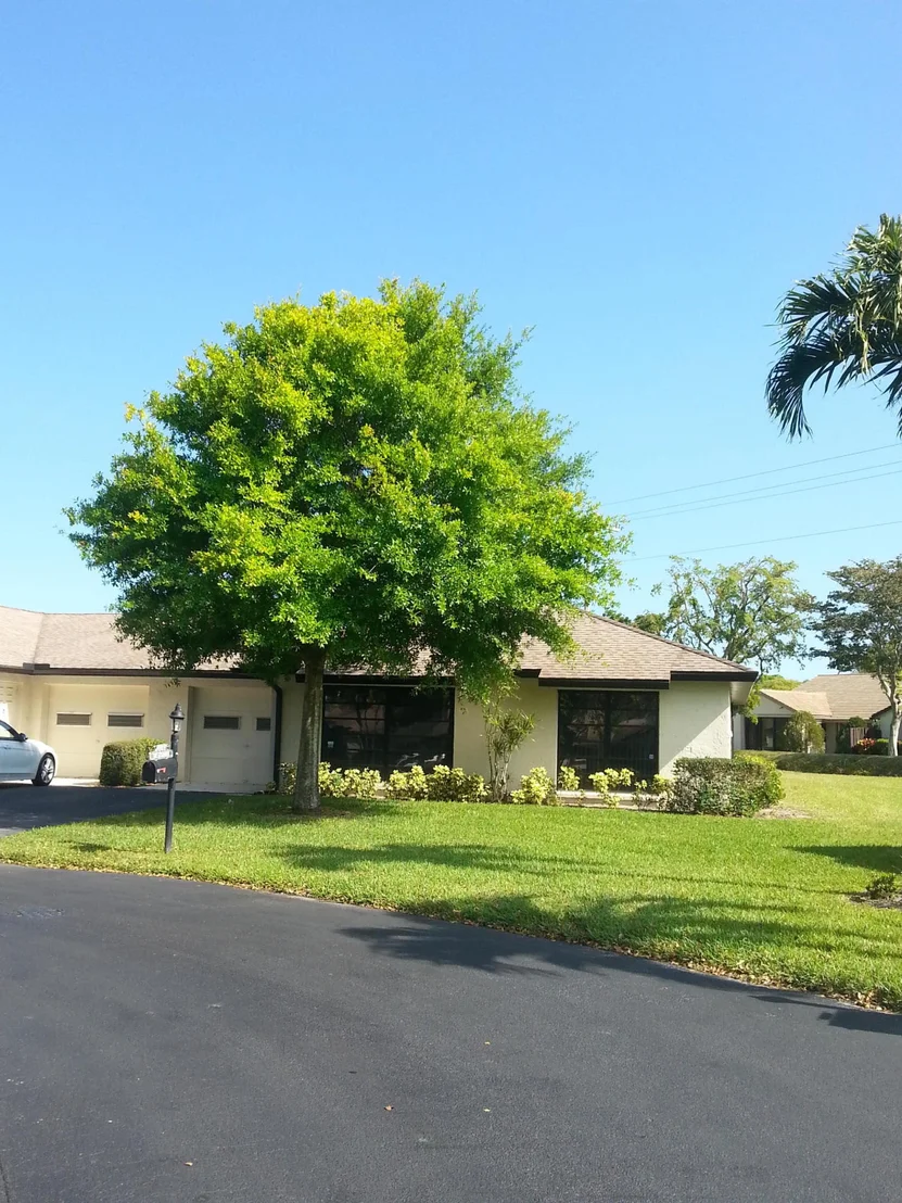 Photo of Unit B at 4972 Equestrian Circle