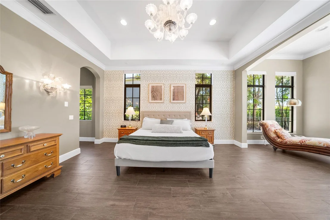 Photo of 9460 Eden Manor