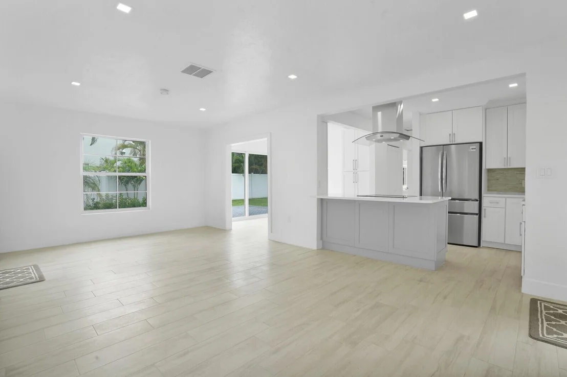 Photo of 826 Sunset Road