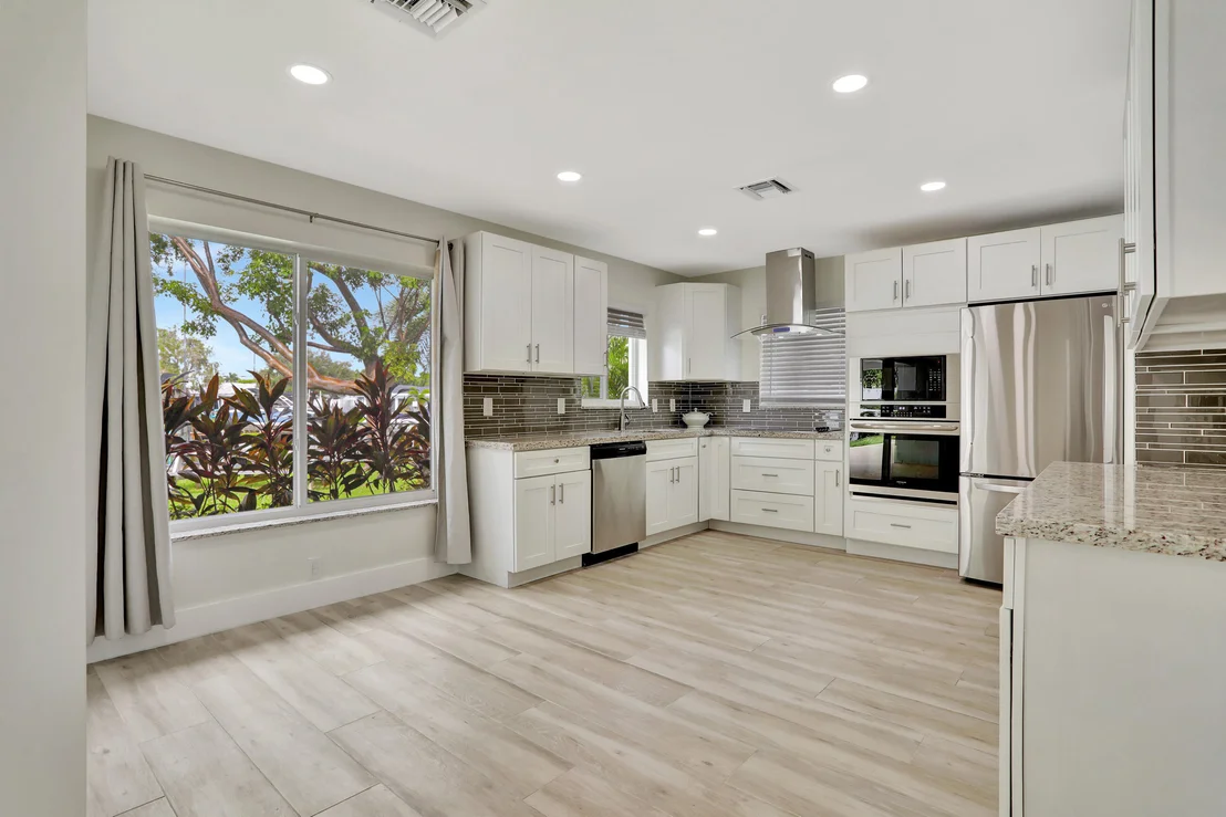 Photo of 421 SE 5 Terrace