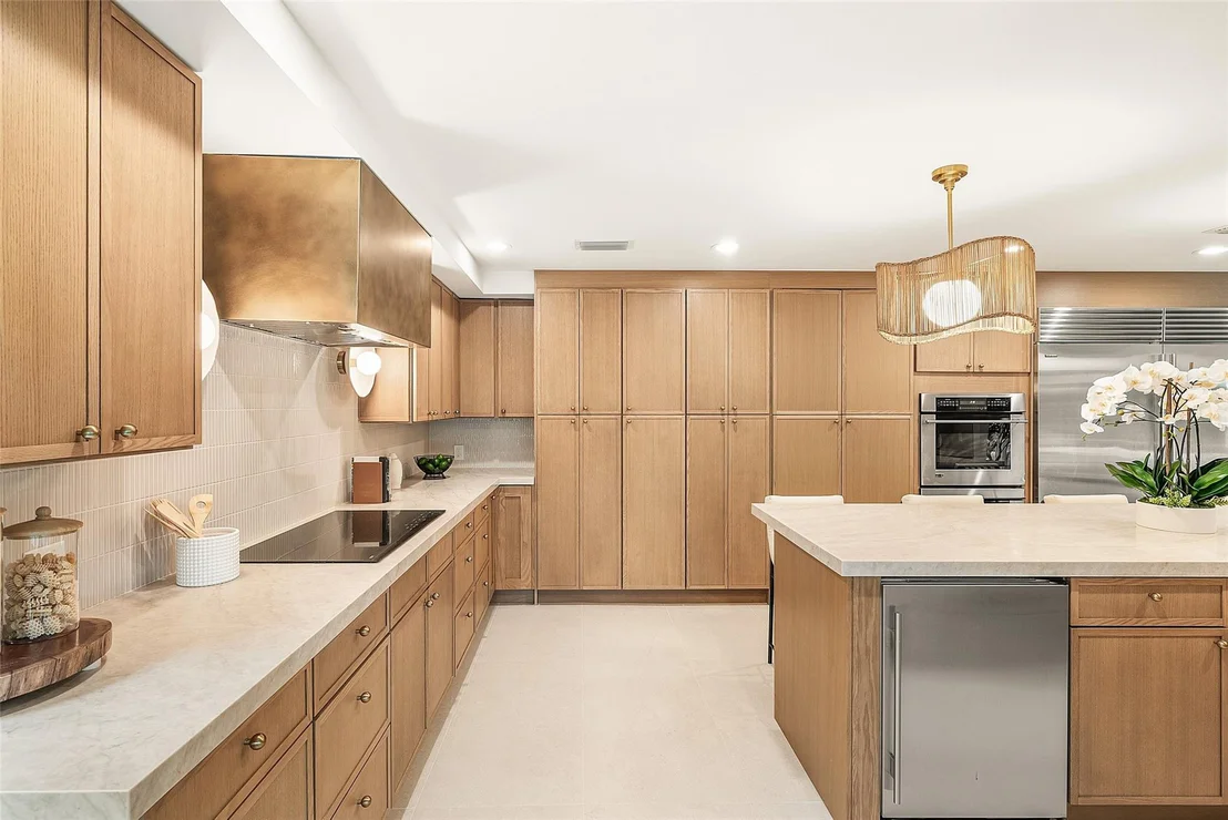 Photo of 4877 Pineview Circle