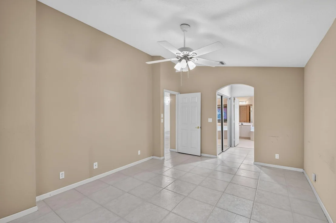 Photo of 9840 Arbor View Drive S