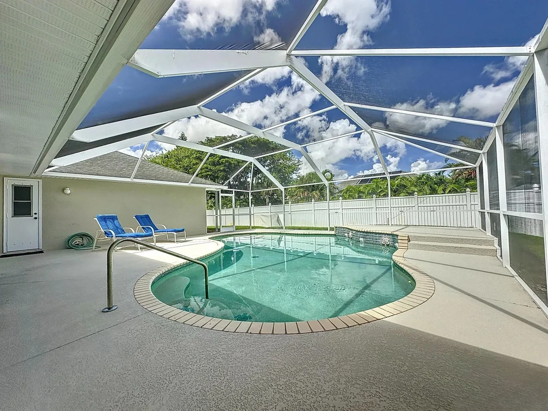 Photo of 3940 8th Place