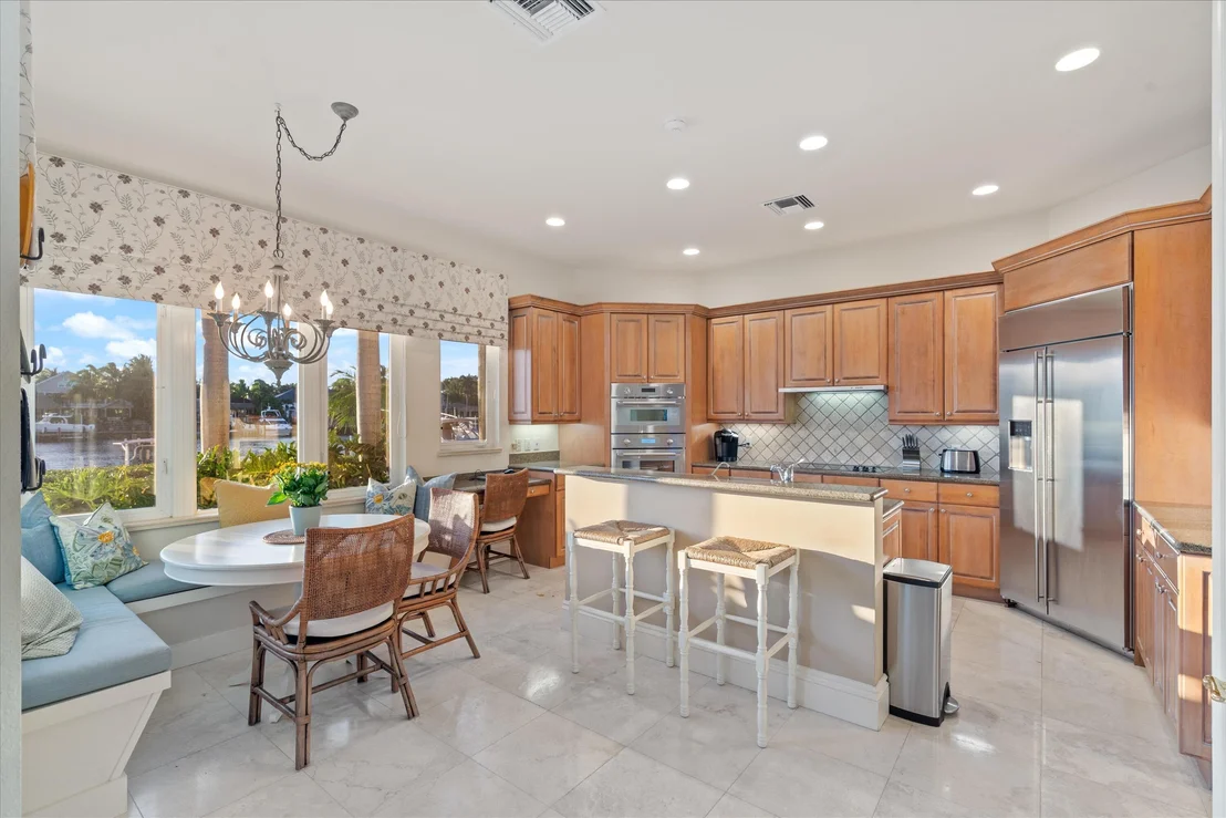 Photo of 602 Oak Harbour Drive