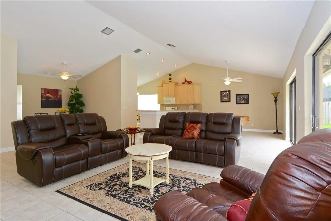 Photo of 9363 Laurel Green Drive