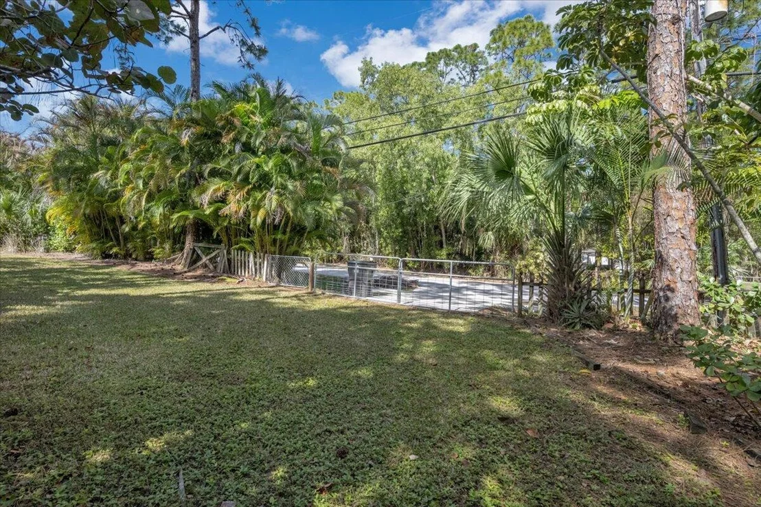 Photo of 17424 121st Terrace N