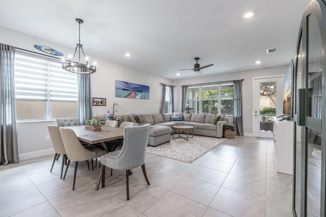 Photo of 4185 Marina Way