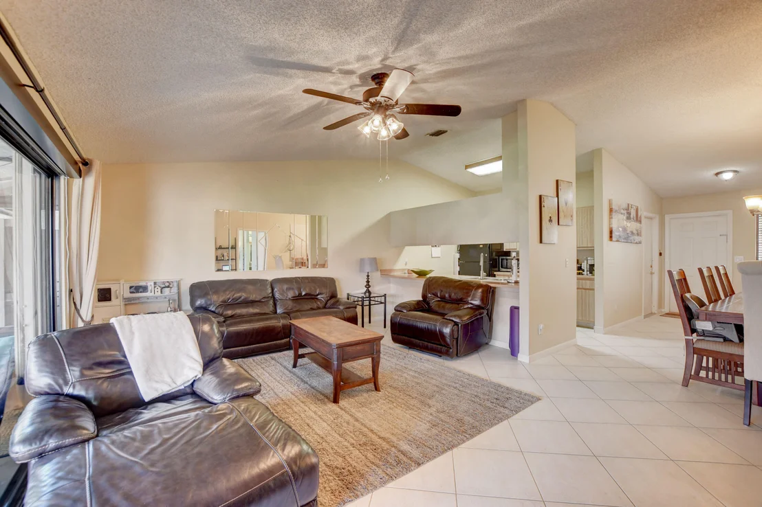 Photo of 14 Walcott Drive